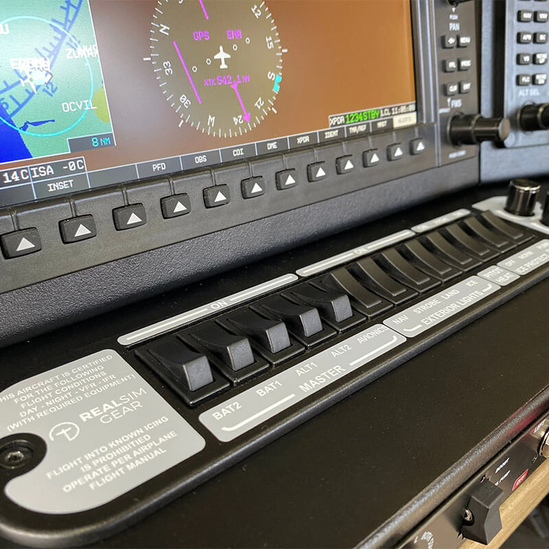 RealSimGear Cirrus Desktop Console: The ultimate Cirrus home simulator. Authentic hardware, seamless integration with standard controllers, and compatibility with RealSimGear / TorqueSim SR22 aircraft for unrivaled realism. Compact, fully enclosed design with single USB 3 and power connection. No mounting brackets needed.